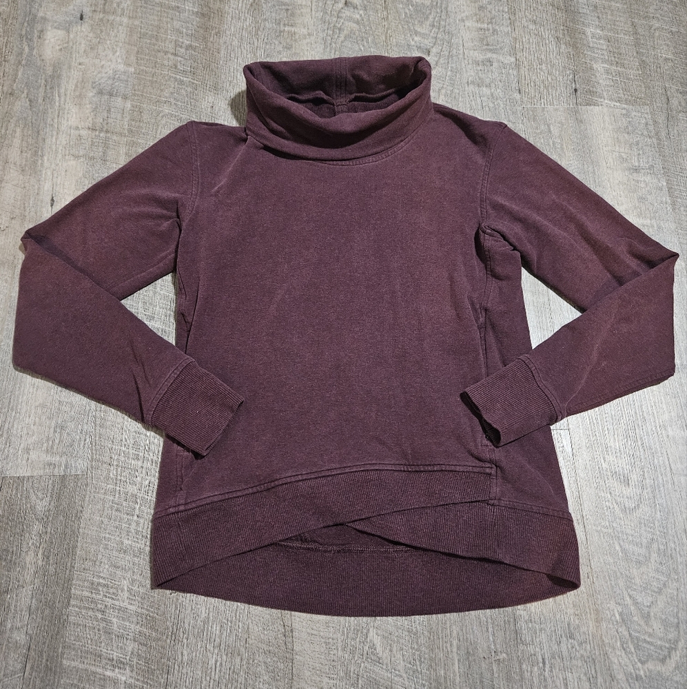Womens Lululemon On The Double Pullover Burgandy Size 6